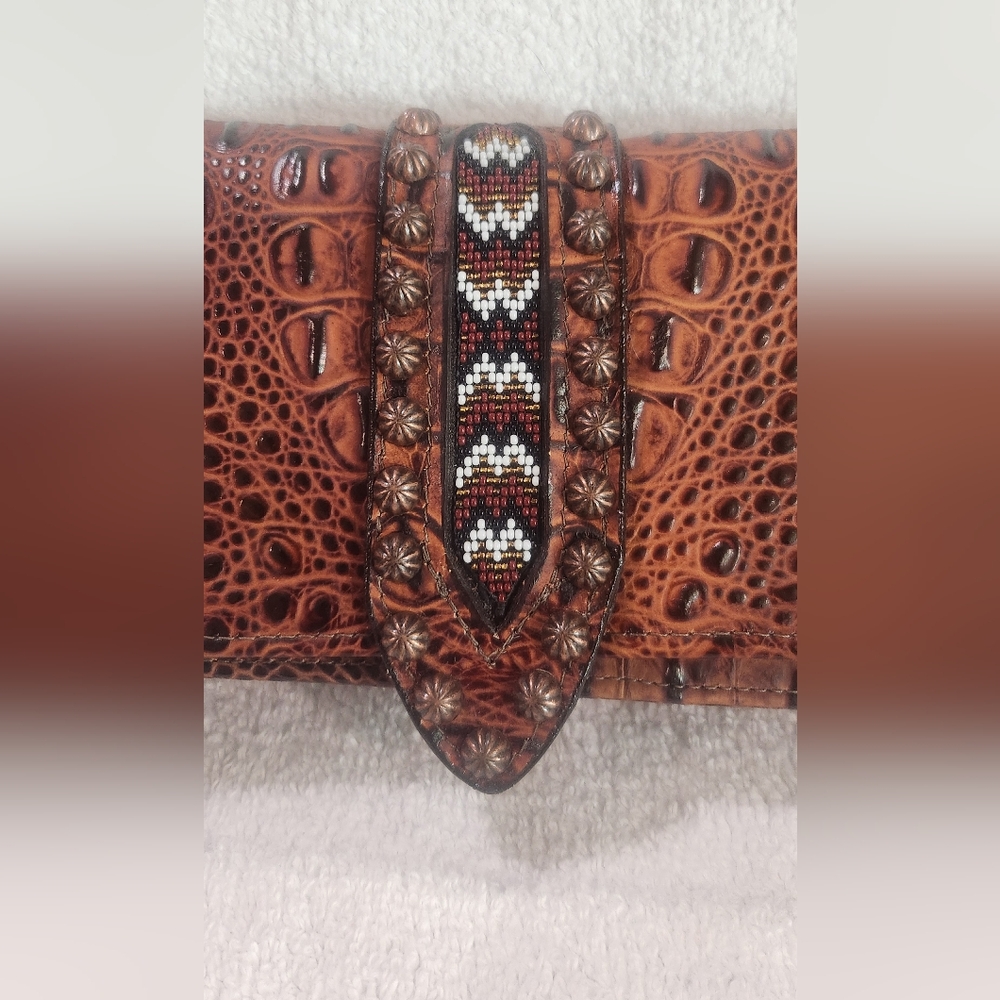 Double J Saddlery Gator Clutch with Beaded Detail
